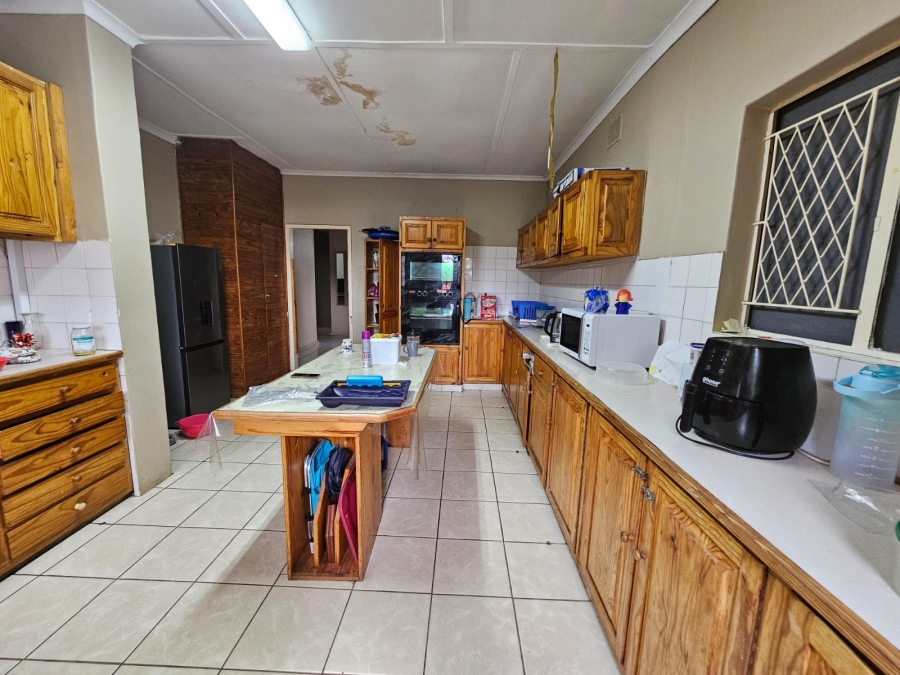 To Let 3 Bedroom Property for Rent in Nelspruit Ext 2 Mpumalanga