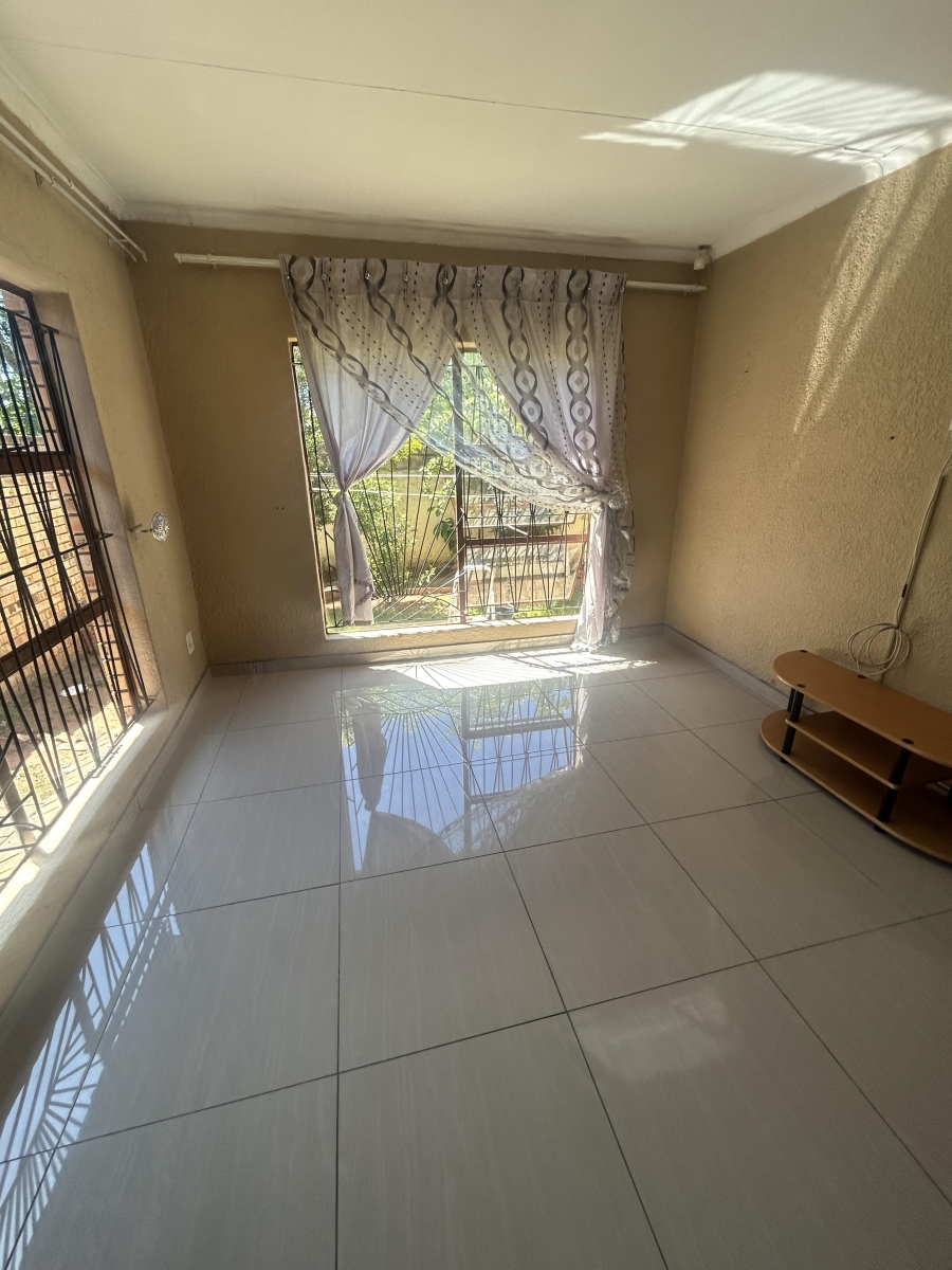 To Let 1 Bedroom Property for Rent in West Acres Mpumalanga