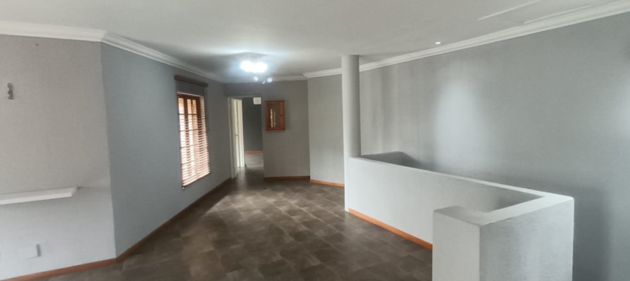 To Let 1 Bedroom Property for Rent in White River Ext 18 Mpumalanga