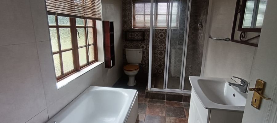 To Let 1 Bedroom Property for Rent in White River Ext 18 Mpumalanga