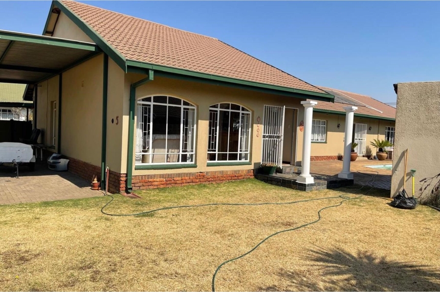 5 Bedroom Property for Sale in Kriel Mpumalanga