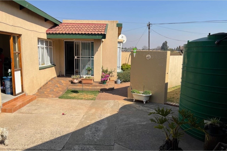 5 Bedroom Property for Sale in Kriel Mpumalanga