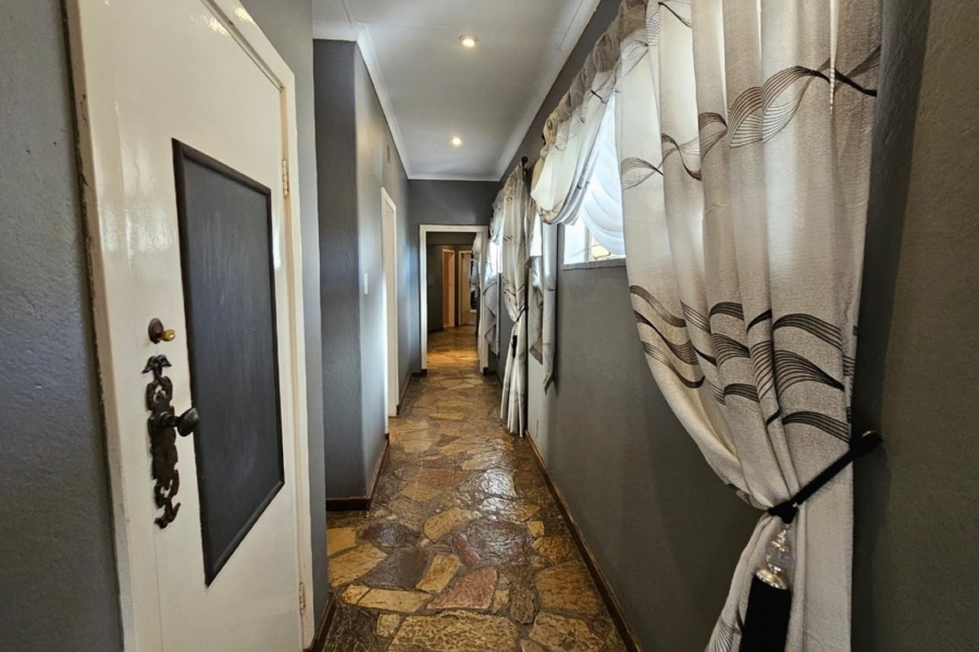 3 Bedroom Property for Sale in Barberton Mpumalanga