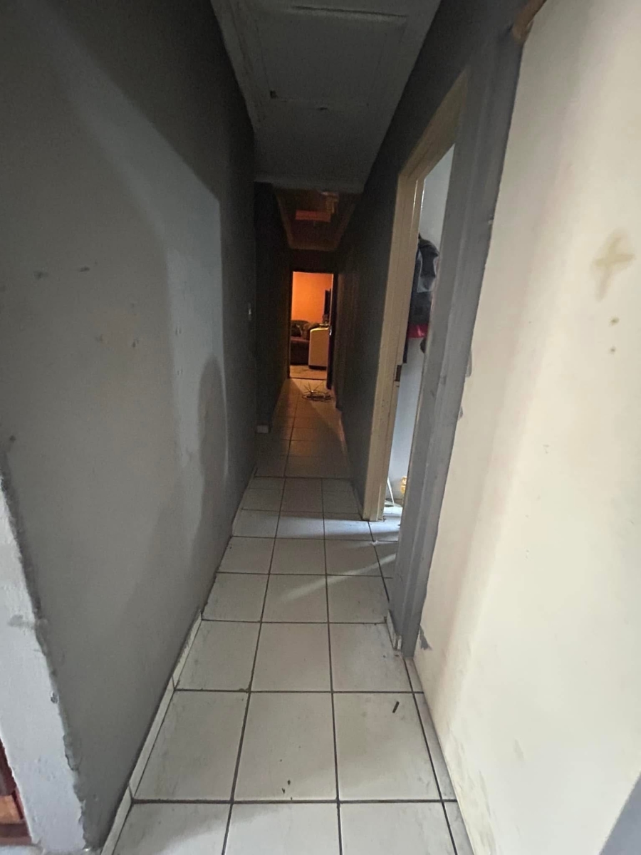 4 Bedroom Property for Sale in Kamagugu Mpumalanga