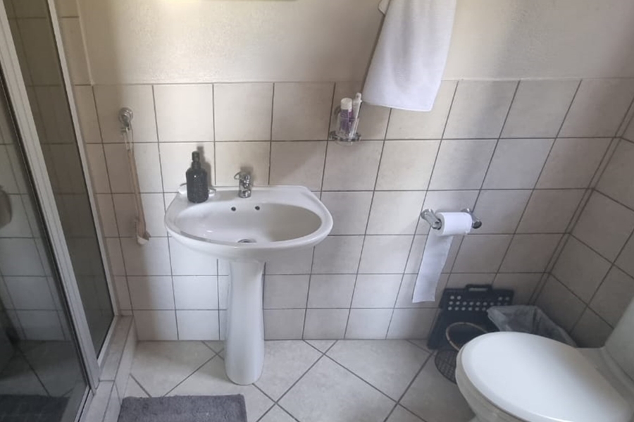 3 Bedroom Property for Sale in West Acres Mpumalanga