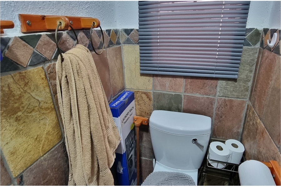 2 Bedroom Property for Sale in West Acres Mpumalanga