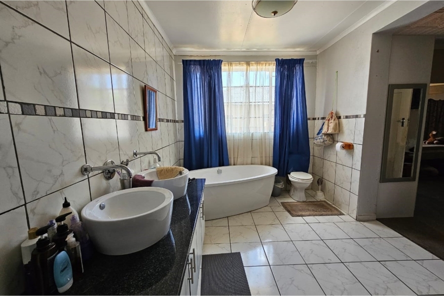 3 Bedroom Property for Sale in Barberton Mpumalanga