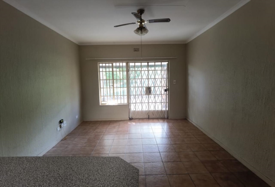 2 Bedroom Property for Sale in Nelspruit Ext 2 Mpumalanga