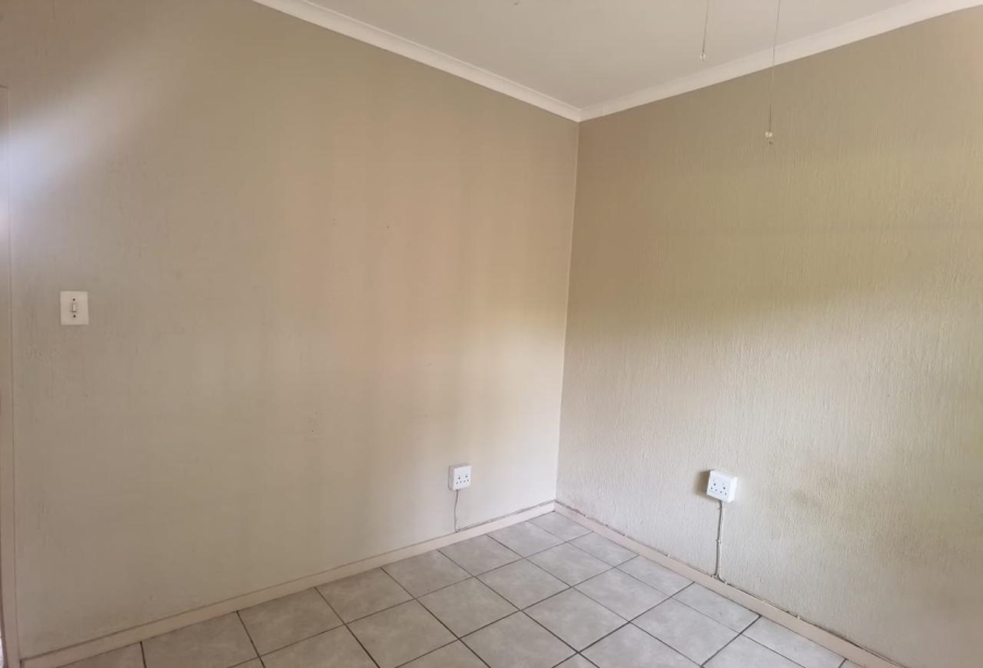 2 Bedroom Property for Sale in Nelspruit Ext 2 Mpumalanga