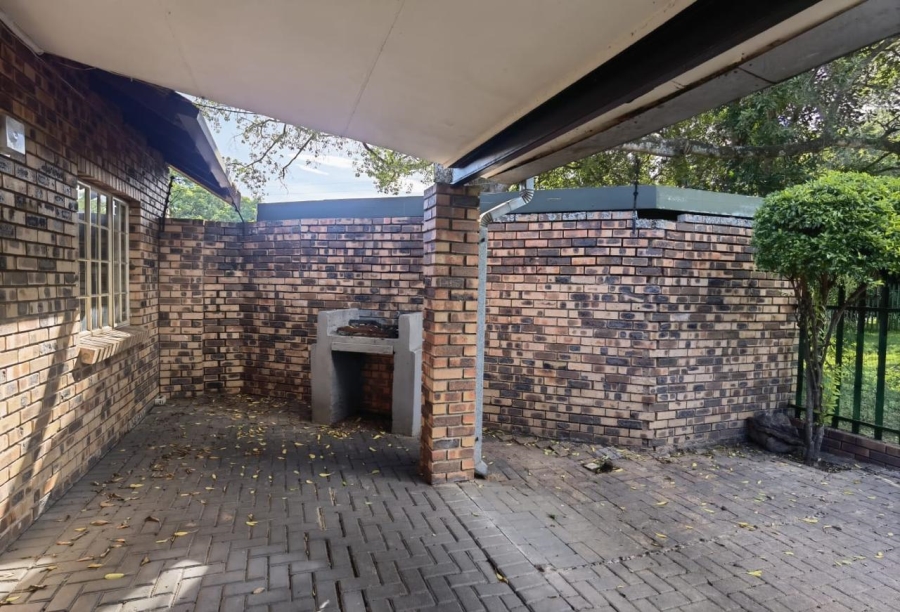 2 Bedroom Property for Sale in Nelspruit Ext 2 Mpumalanga