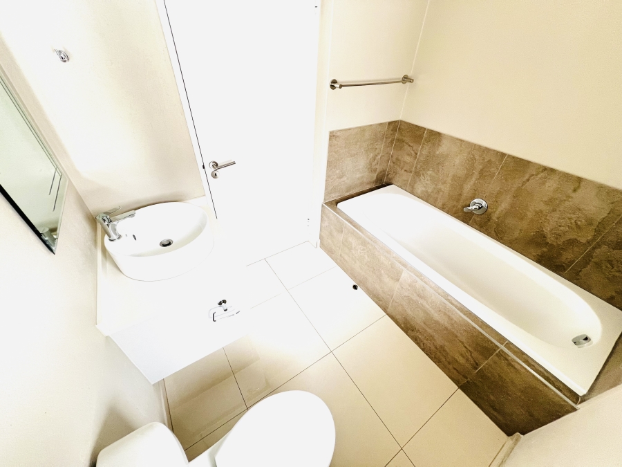 2 Bedroom Property for Sale in Stonehenge Ext 13 Mpumalanga