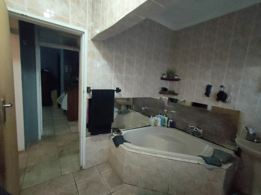 3 Bedroom Property for Sale in Witbank Ext 16 Mpumalanga