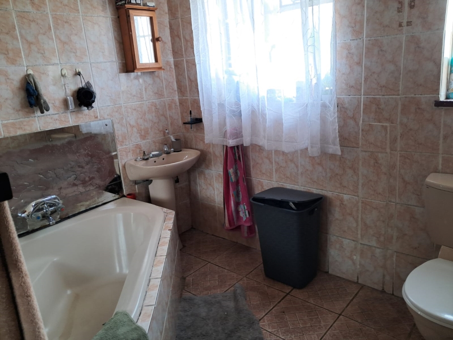 3 Bedroom Property for Sale in Witbank Ext 16 Mpumalanga