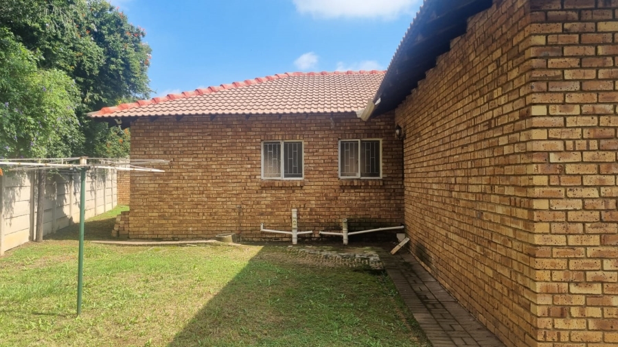 To Let 3 Bedroom Property for Rent in Ben Fleur Mpumalanga