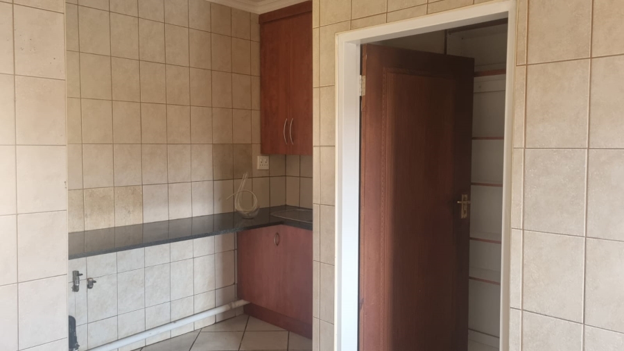 To Let 3 Bedroom Property for Rent in Ben Fleur Mpumalanga