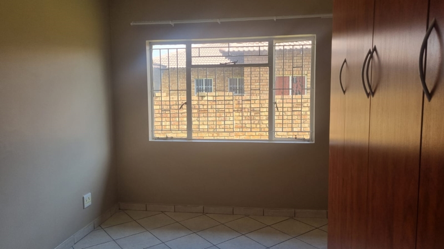 To Let 3 Bedroom Property for Rent in Ben Fleur Mpumalanga