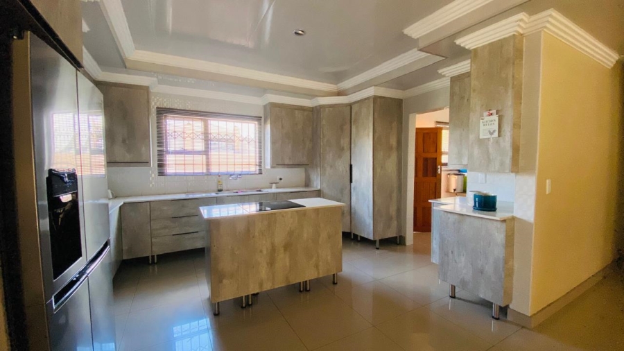 To Let 4 Bedroom Property for Rent in Aerorand South Mpumalanga