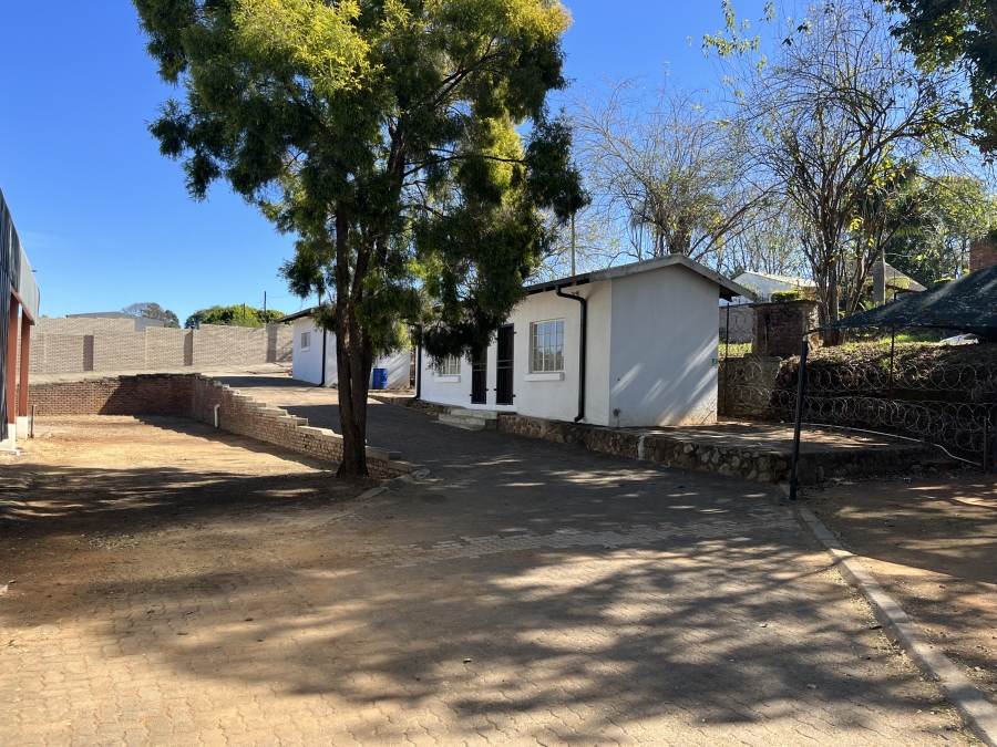 To Let commercial Property for Rent in White River Industrial Mpumalanga