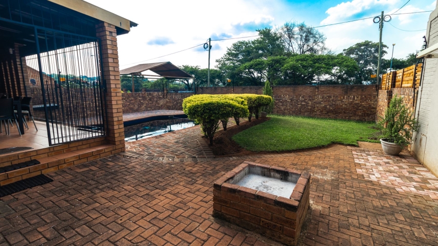 3 Bedroom Property for Sale in West Acres Mpumalanga