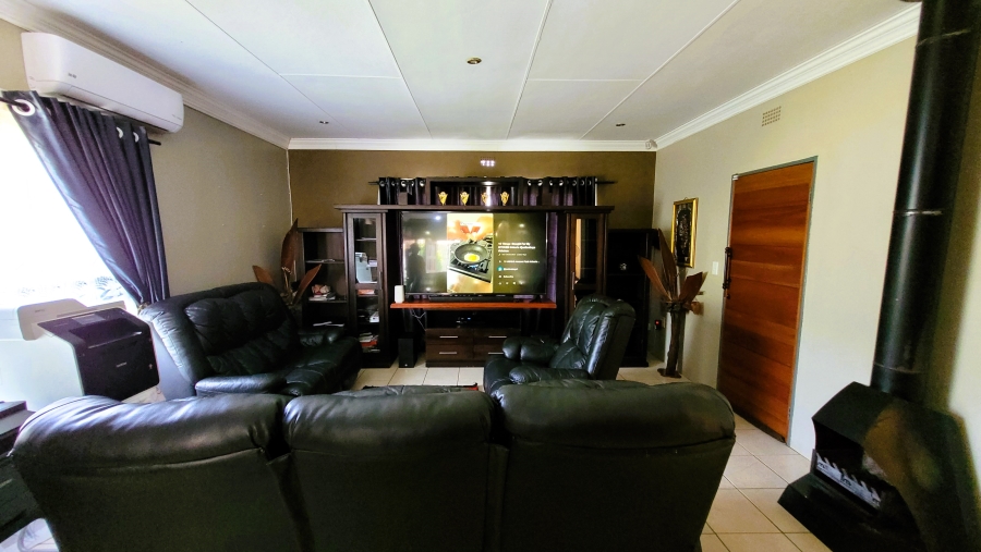 3 Bedroom Property for Sale in Stonehenge Ext 1 Mpumalanga