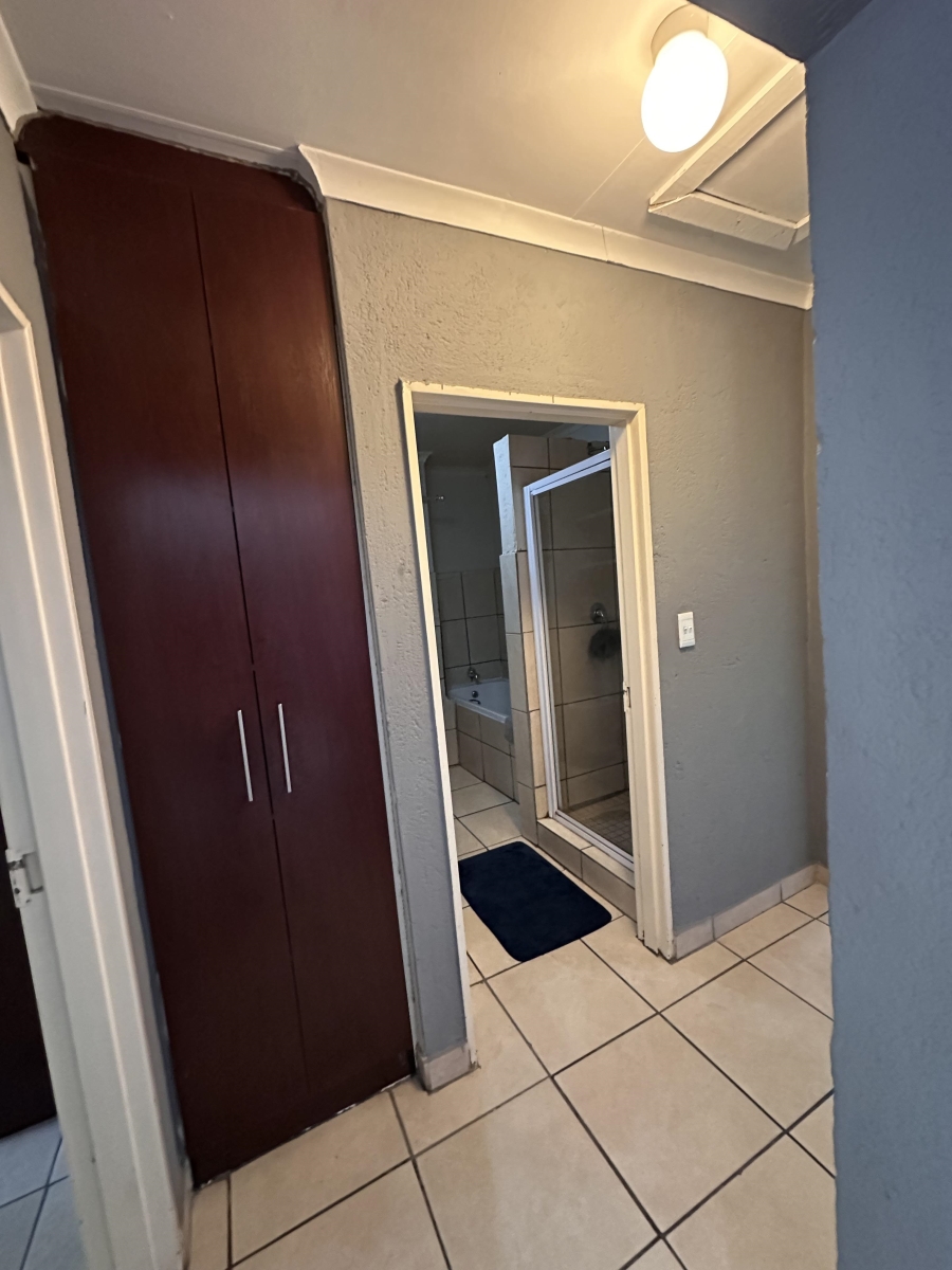 To Let 2 Bedroom Property for Rent in Stonehenge Mpumalanga