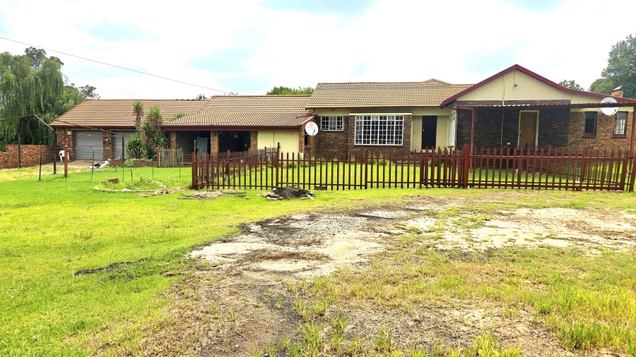 3 Bedroom Property for Sale in Jackaroo Park Mpumalanga