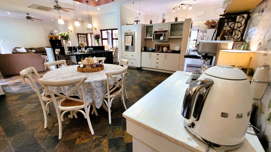4 Bedroom Property for Sale in Matumi Golf Estate Mpumalanga