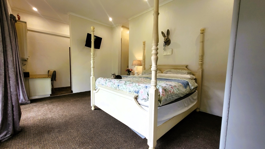 4 Bedroom Property for Sale in Matumi Golf Estate Mpumalanga