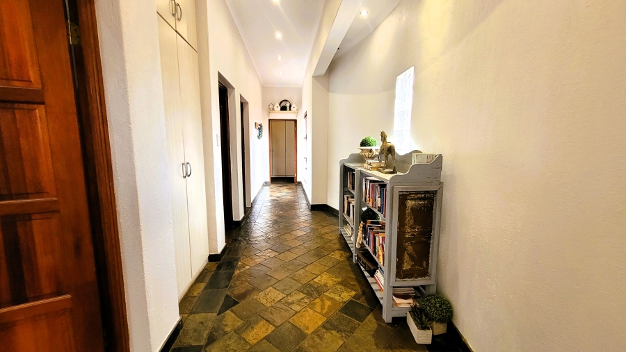 4 Bedroom Property for Sale in Matumi Golf Estate Mpumalanga