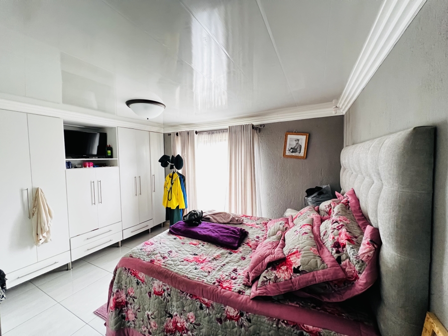 3 Bedroom Property for Sale in West Acres Ext 50 Mpumalanga