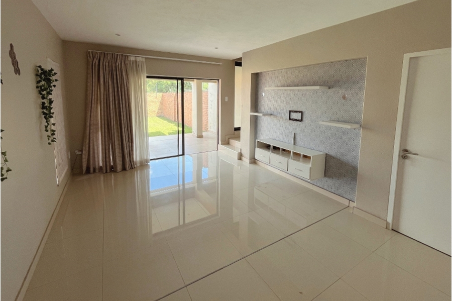2 Bedroom Property for Sale in Stonehenge Mpumalanga