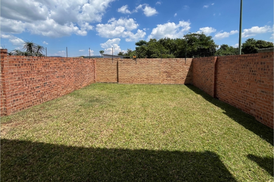 2 Bedroom Property for Sale in Stonehenge Mpumalanga