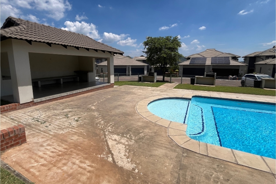 2 Bedroom Property for Sale in Stonehenge Mpumalanga