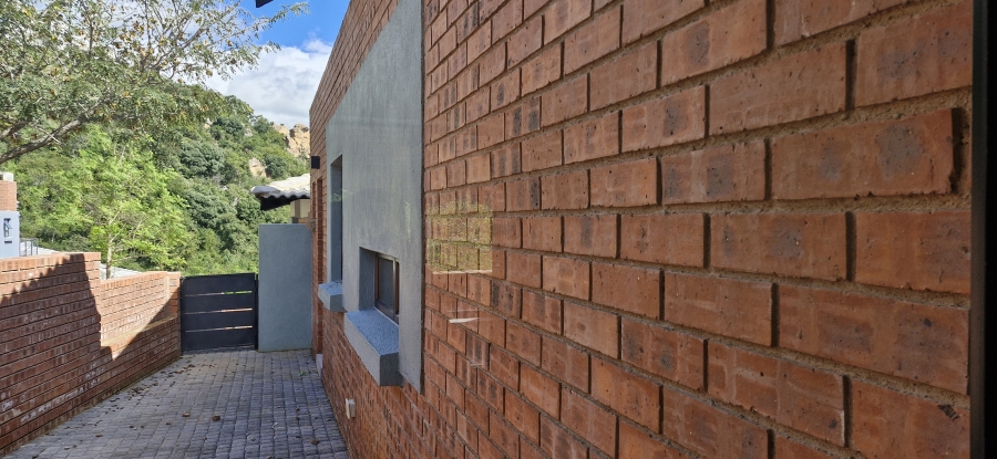 To Let 4 Bedroom Property for Rent in Sonheuwel Mpumalanga
