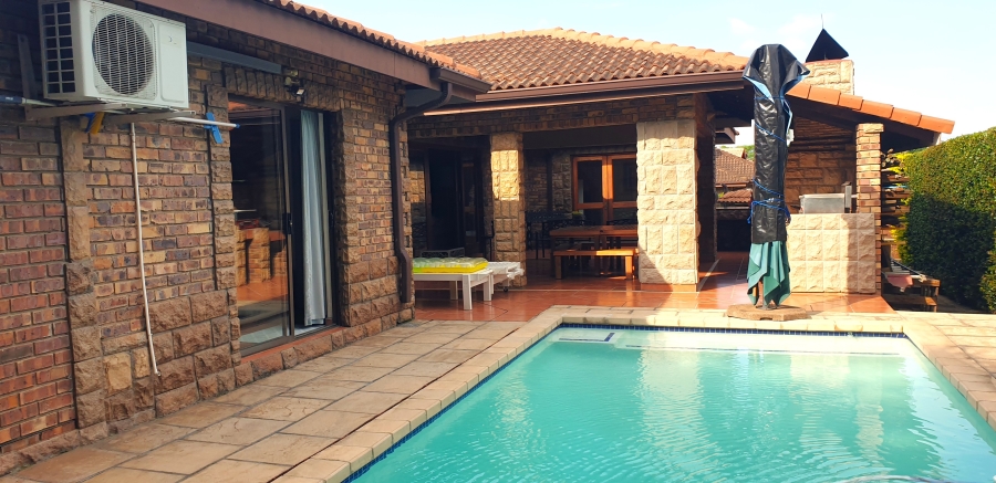 4 Bedroom Property for Sale in White River Country Estate Mpumalanga