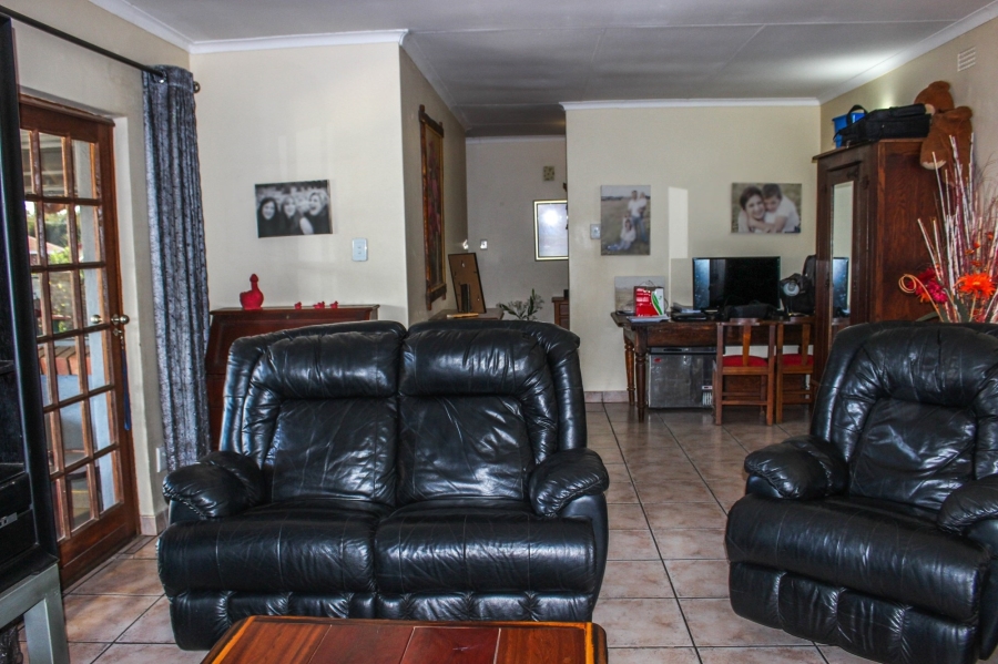 4 Bedroom Property for Sale in Aerorand Mpumalanga