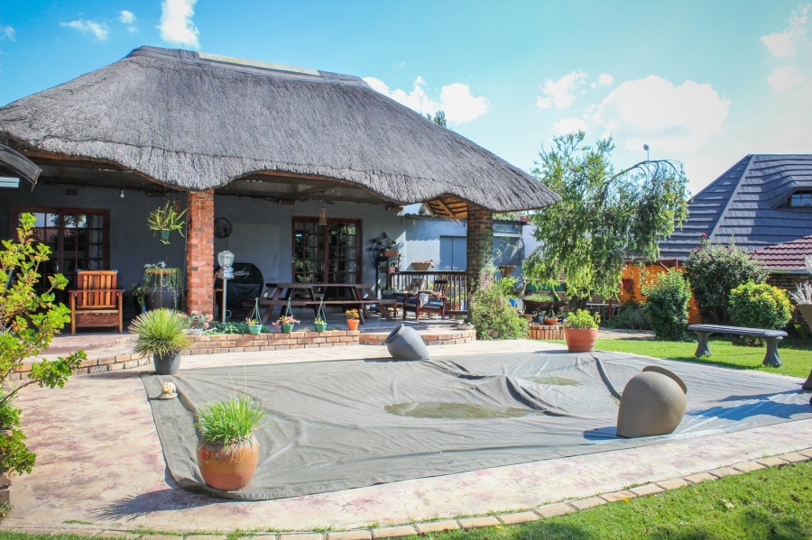 4 Bedroom Property for Sale in Aerorand Mpumalanga