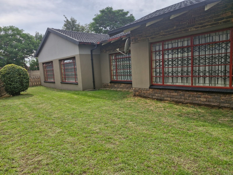 To Let 4 Bedroom Property for Rent in Klipfontein Mpumalanga