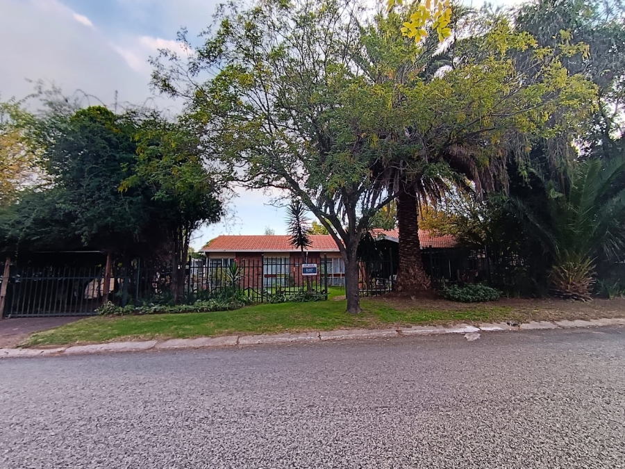 3 Bedroom Property for Sale in Secunda Mpumalanga