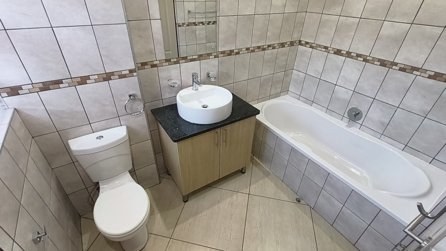 To Let 3 Bedroom Property for Rent in Sonheuwel Ext 1 Mpumalanga