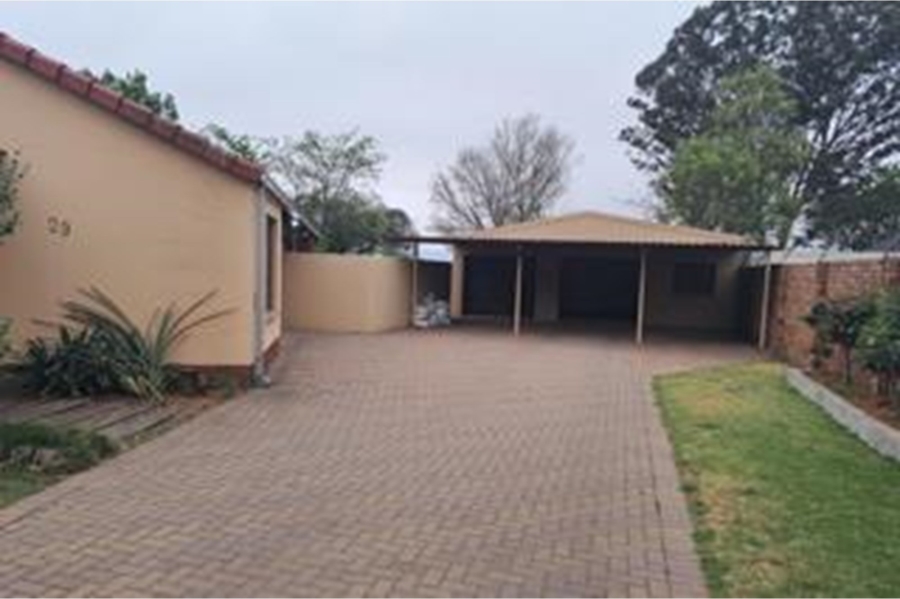 3 Bedroom Property for Sale in Noordrand Mpumalanga