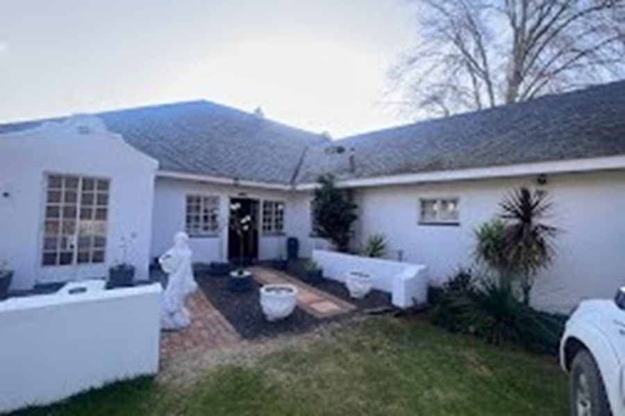 10 Bedroom Property for Sale in Machadodorp Mpumalanga