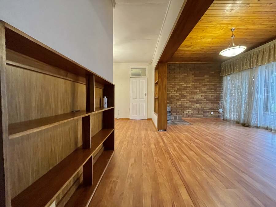 5 Bedroom Property for Sale in Secunda Mpumalanga