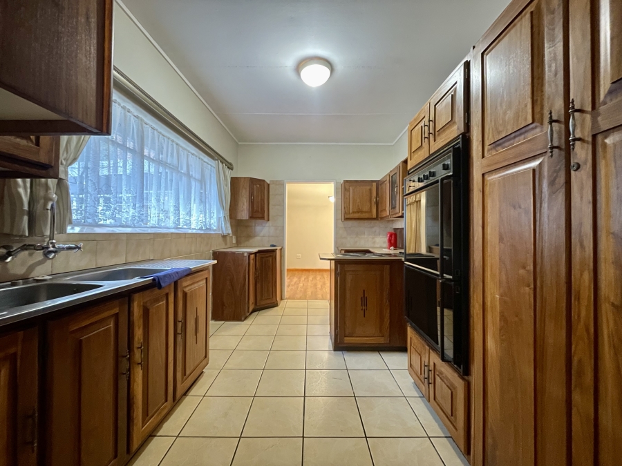5 Bedroom Property for Sale in Secunda Mpumalanga
