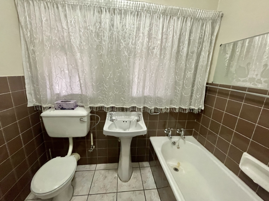 5 Bedroom Property for Sale in Secunda Mpumalanga