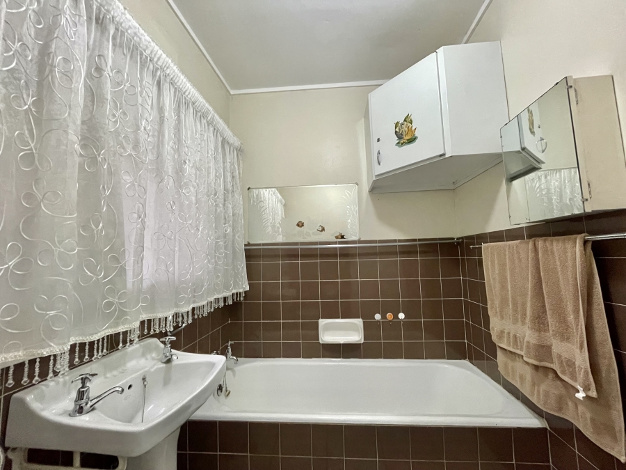 5 Bedroom Property for Sale in Secunda Mpumalanga