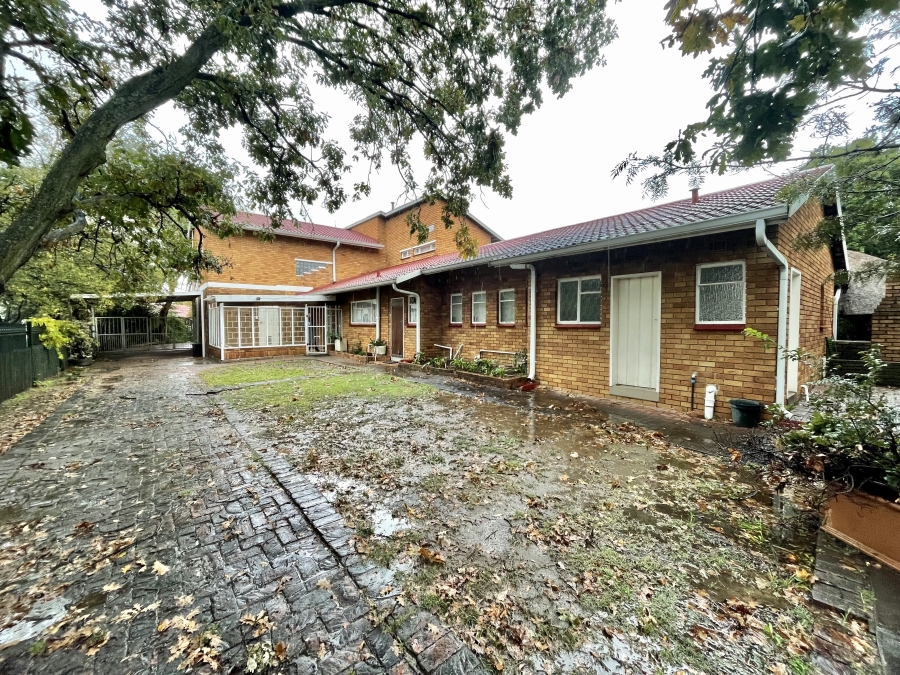 5 Bedroom Property for Sale in Secunda Mpumalanga