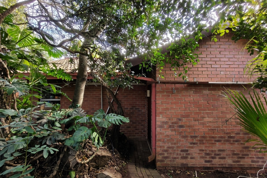 5 Bedroom Property for Sale in Nelspruit Ext 11 Mpumalanga