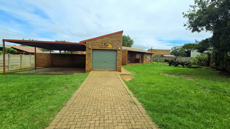 3 Bedroom Property for Sale in Reyno Ridge Mpumalanga