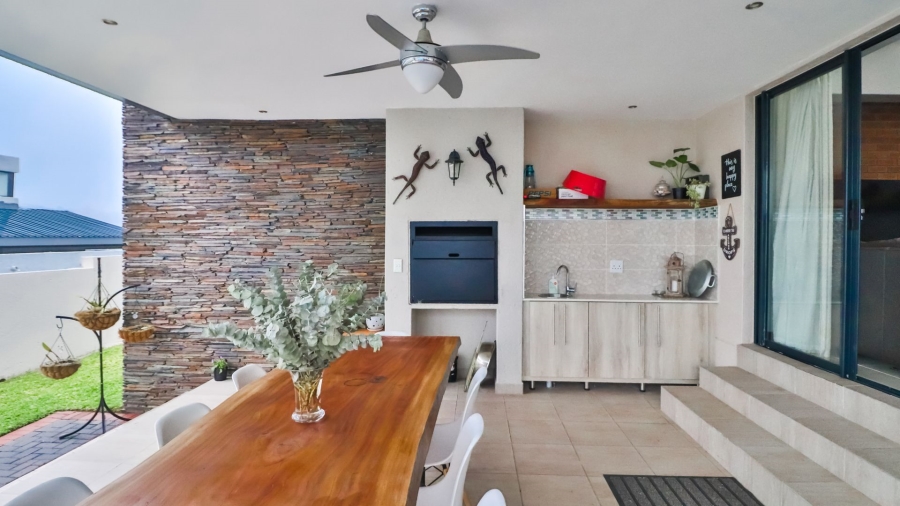 4 Bedroom Property for Sale in The Rest Nature Estate Mpumalanga